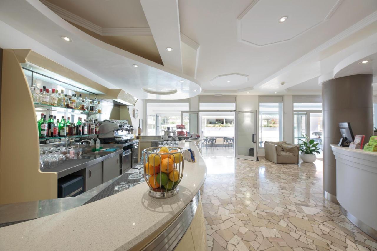 Hotel Bristol Caorle Luaran gambar