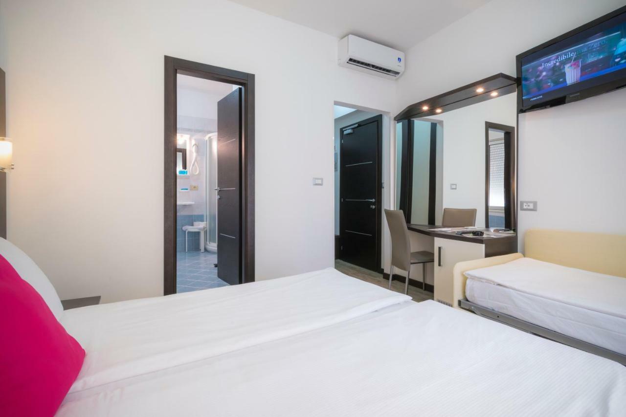 Hotel Bristol Caorle Luaran gambar