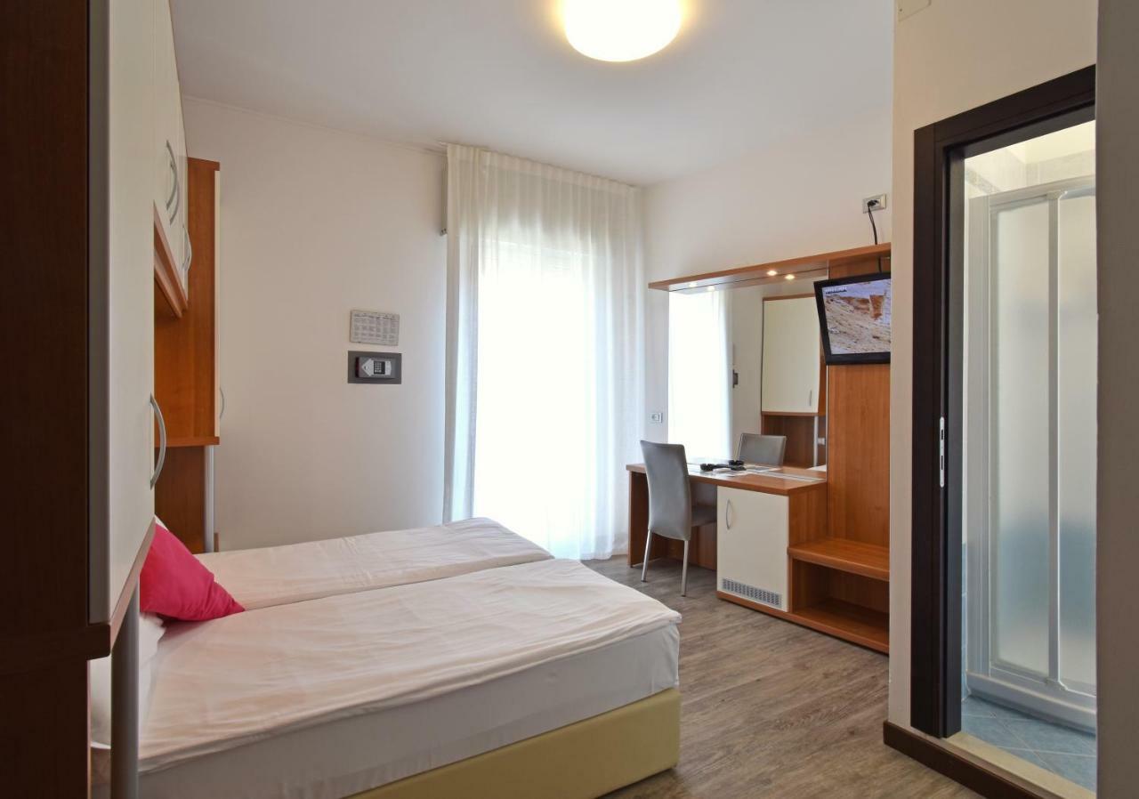 Hotel Bristol Caorle Luaran gambar